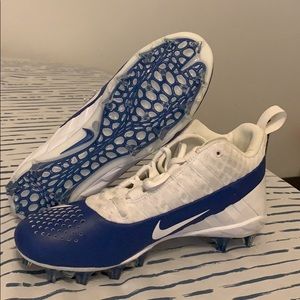 Football cleats